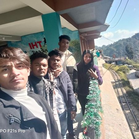 Pathi Bunkers Vandrarhem Darjeeling  Exteriör bild