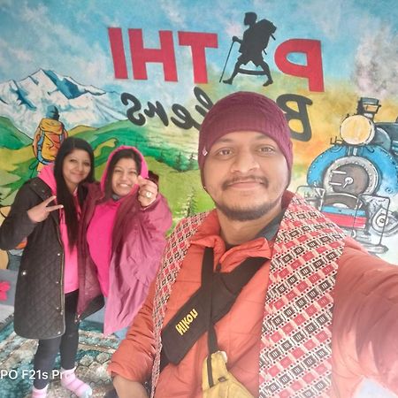 Pathi Bunkers Vandrarhem Darjeeling  Exteriör bild