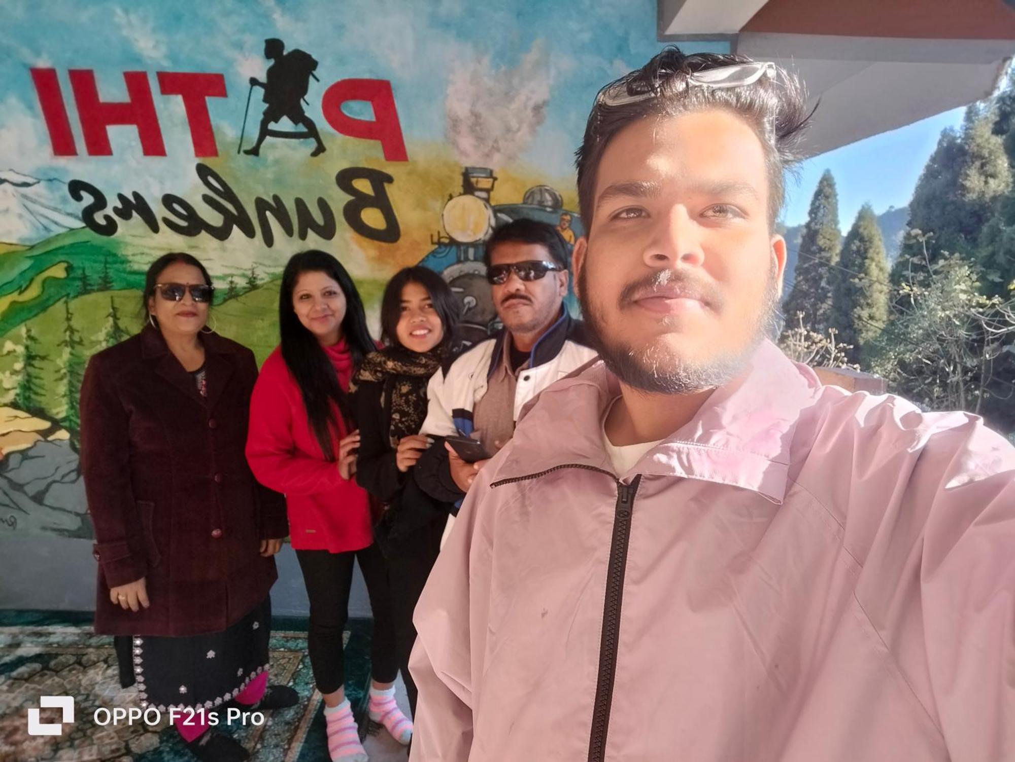 Pathi Bunkers Vandrarhem Darjeeling  Exteriör bild