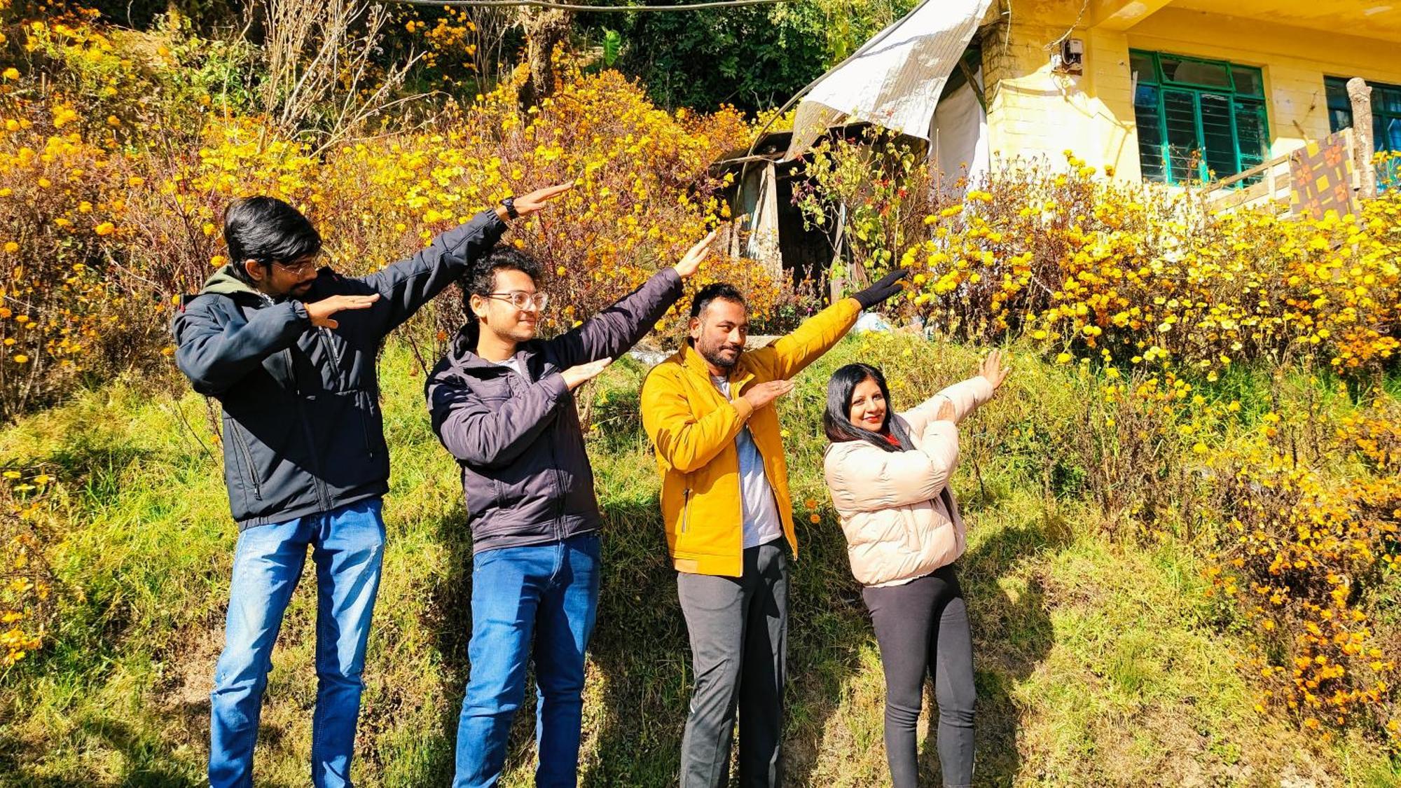 Pathi Bunkers Vandrarhem Darjeeling  Exteriör bild