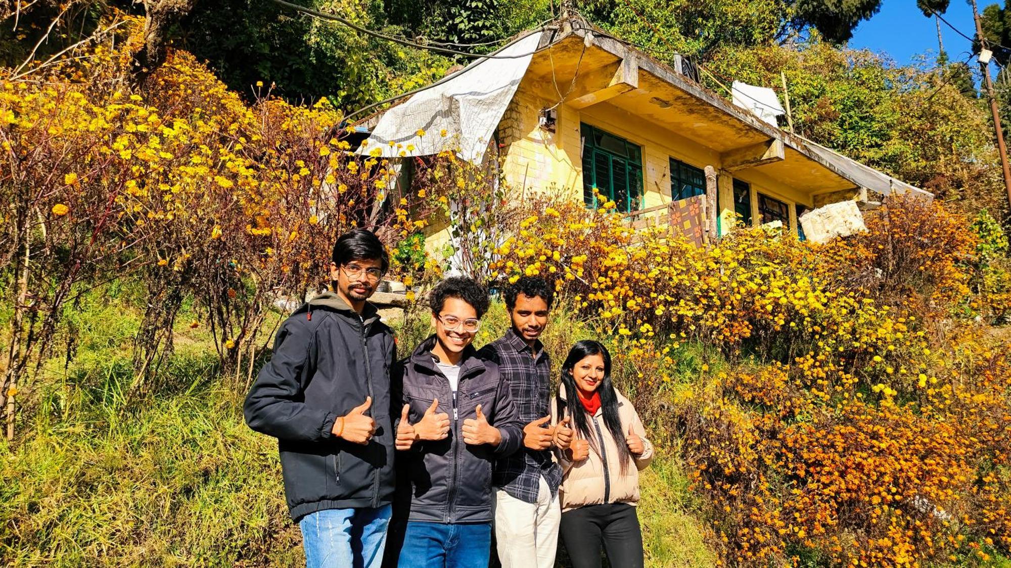 Pathi Bunkers Vandrarhem Darjeeling  Exteriör bild