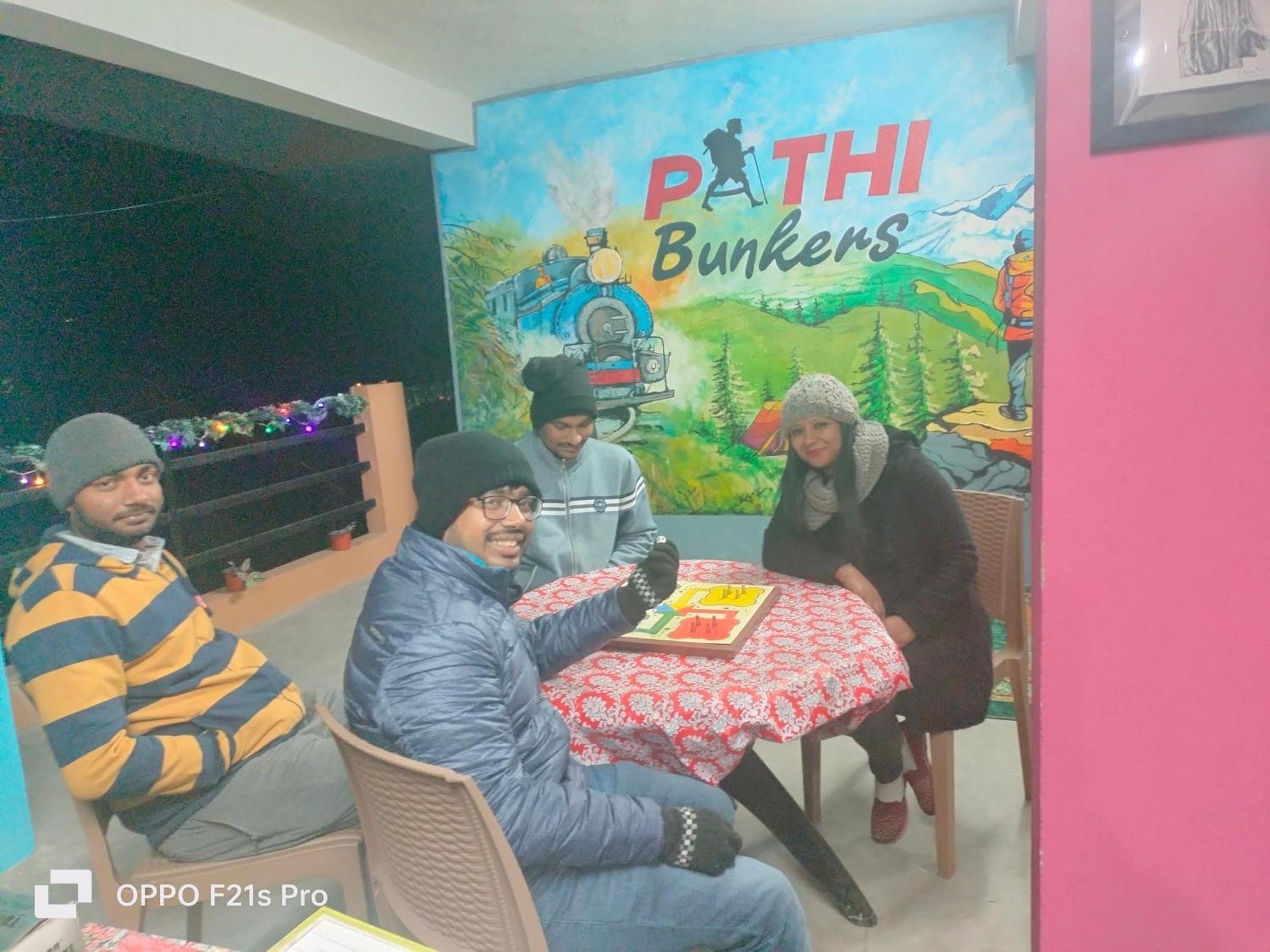 Pathi Bunkers Vandrarhem Darjeeling  Exteriör bild